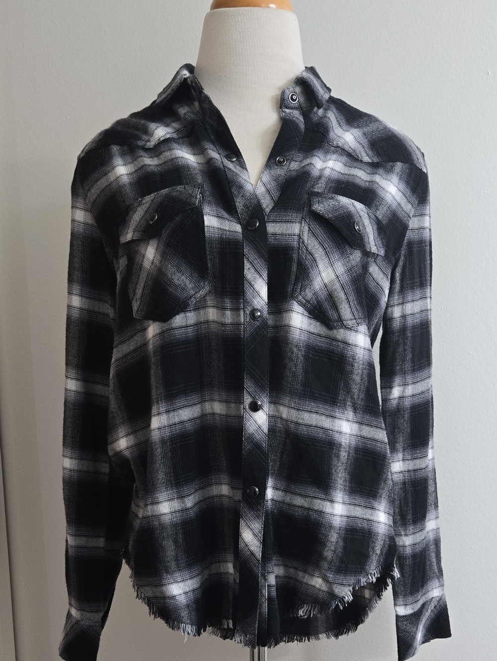 Rails Black & White Plaid Button-Down Shirt/ Size XS